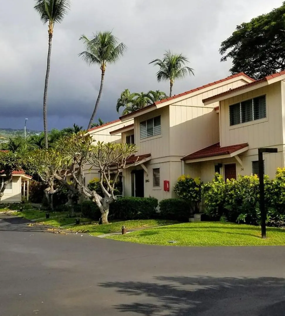 Ohana Beach Retreat At The Surf And Racquet Club Kailua-Kona